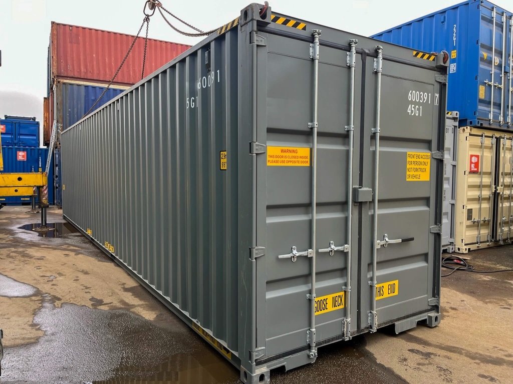 sprzedaz-kontenera-transportowego-kontenera-transportowego-12-m-kontenera-transportowego-40-hc.jpg CONTÊINER DE 40 PÉS COM PORTA DUPLA RAL 7005 - Image 1